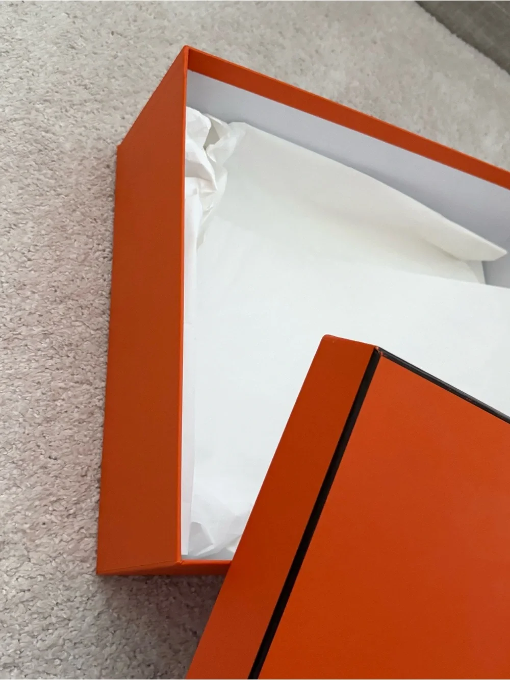 Hermès Iconic Orange Medium Gift Box